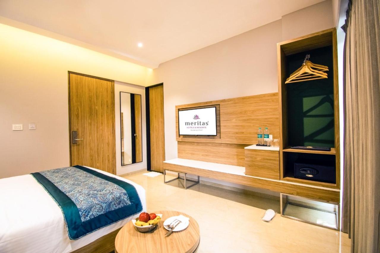 Meritas Aura Resort ロナバラ エクステリア 写真