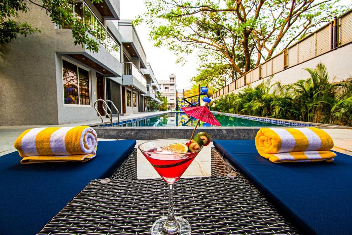 Meritas Aura Resort ロナバラ エクステリア 写真